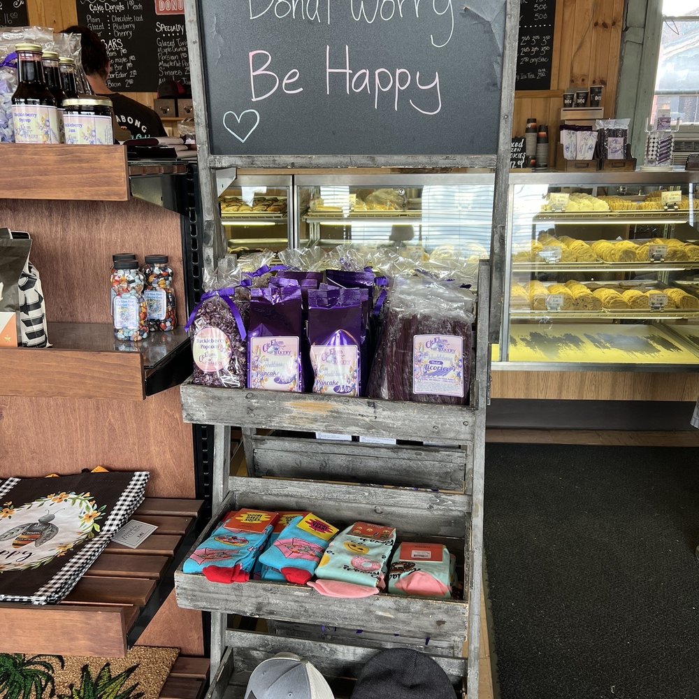 Huckleberry popcorn etc Huckleberry popcorn etc
