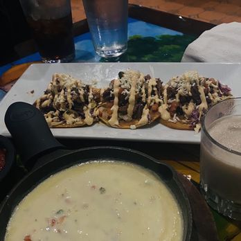 Don Luis - Quedó dip and tostadas - Mexican Near Me - Centreville, Virginia