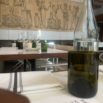 Sixty Vines - Dining area - Wine Bars Near Me - Winter Park, Florida Sixty Vines - Dining area - Wine Bars Near Me - Winter Park, Florida