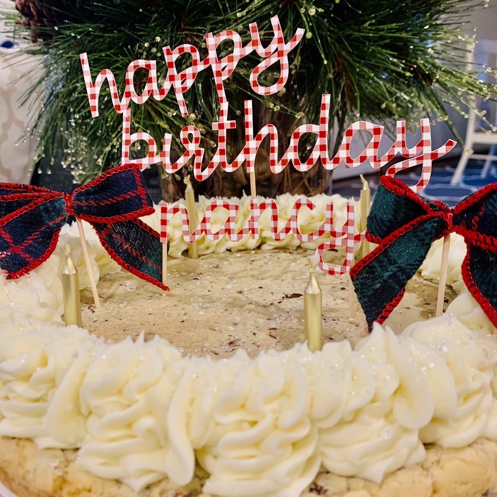 L'oven Cookies - a birthday cake with frosting - Bakeries Near Me L'oven Cookies - a birthday cake with frosting - Bakeries Near Me