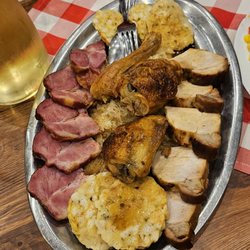 Wiener Heuriger Wolff - Heurigen dinner