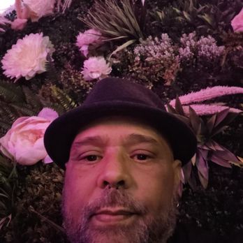 La Casa Del Mofongo - Me just chillin. - Italian Near Me - New York, New York