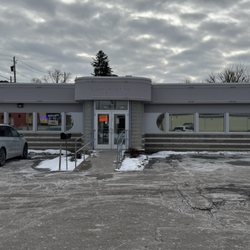 Pitt Stop Diner & Pizzeria - Exterior of Diner