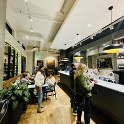 Bayernmoor Cellars - Bar area and seating