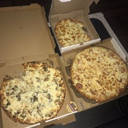 Uncle John's Pizza