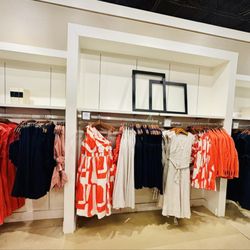 Banana Republic Factory Store - Women's summer dresses