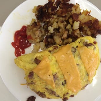 Cozy Corner - Bacon and cheese omelet! - Diners Near Me - Miami Springs, Florida