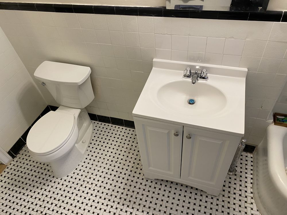 Slide of Plumbing pros