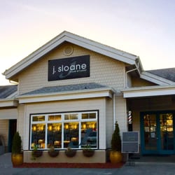 J Sloane Hair Studio - Extended hours, 7 days / week on-line booking @
jsloanehairstudio.com
(541)469-9677
Beautiful, modern Salon in Brookings