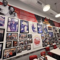 Ben's Chili Bowl - Amazing time capsule