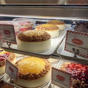 Junior's Restaurant - Bakeries Near Me - Brooklyn, New York