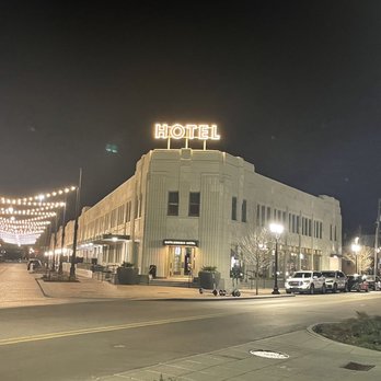Bottleworks Hotel - Hotels Near Me - Indianapolis, Indiana Bottleworks Hotel - Hotels Near Me - Indianapolis, Indiana
