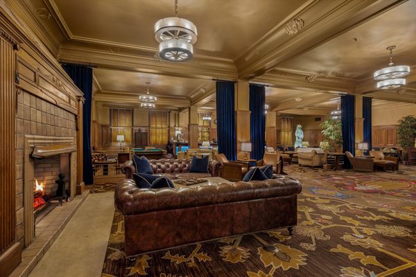 Arctic Club Hotel by null