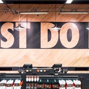 nike outlet factoria mall