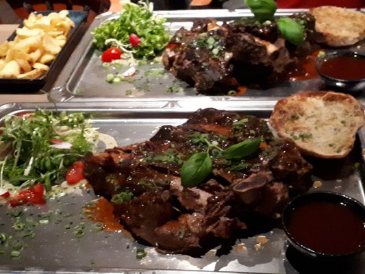 Broderick Irish Pub Elmshorn – Bier, Burger, Live-Musik & Events by null