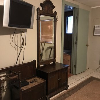 Eleven Inn - Hotels Near Me - Balmorhea, Texas