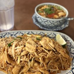 Baan Thai Restaurant - Chicken pad Thai and Tom Yum