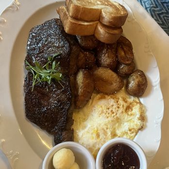 Primrose - Steak and Eggs - New American Near Me - Las Vegas, Nevada