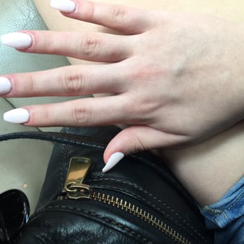 Nail Expo - The middle nail is crooked!! - Nail Salons Near Me - Austin, Texas