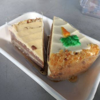 Ted's Bakery - Dream cake and carrot cake - Bakeries Near Me - Haleiwa, Hawaii