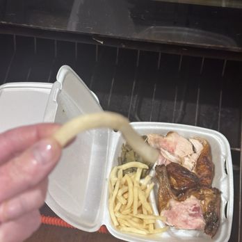 Buddy’s bar-b-q - Raw Chicken & Limp fries - Barbeque Near Me - Knoxville, Tennessee