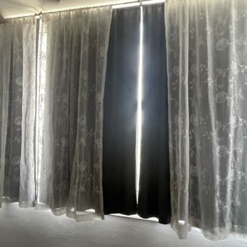 Ocean Manor Beach Resort - Very outdated curtains - Hotels Near Me - Fort Lauderdale, Florida
