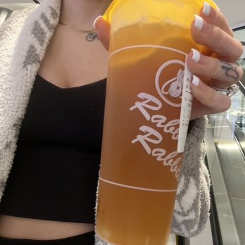 Rabbit Rabbit Tea - D. Rabbit Signature Fresh Fruits Iced Tea - Coffee & Tea Near Me - Santa Clara, California