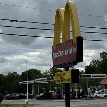 McDonald's - Fast Food Near Me - Hawley, Pennsylvania