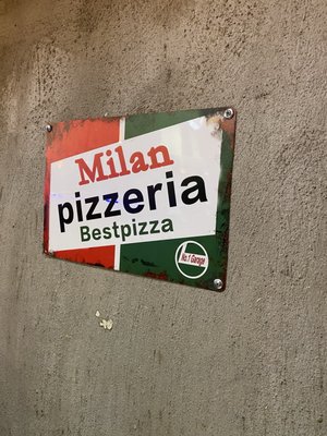 Milan Pizzeria by null