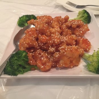 Furama Restaurant - Sesame Chicken - Dim Sum Near Me - Chicago, Illinois