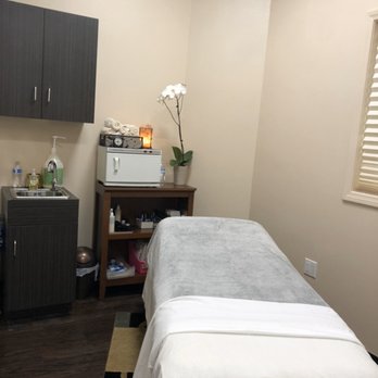 Phenix Salon Suites - Very clean treatment room and relaxing room - Massage Therapy Near Me - Torrance, California Phenix Salon Suites - Very clean treatment room and relaxing room - Massage Therapy Near Me - Torrance, California
