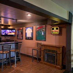 Toreros Famosos Mexican Restaurant - Bar and lounge area