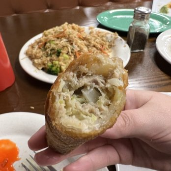 Paradise Cafe - Deer Park - Egg roll had a good ratio of pork and veggies. - Chinese Near Me - Deer Park, Texas