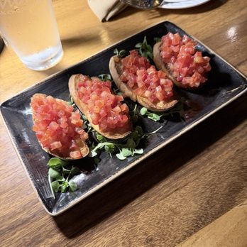 Citrone Italian Chophouse - Bruschetta - New American Near Me - Redlands, California