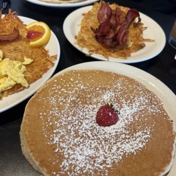 Sweet E's Cafe - Cafes Near Me - Honolulu, Hawaii Sweet E's Cafe - Cafes Near Me - Honolulu, Hawaii