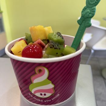 Menchie's - Ice Cream & Frozen Yogurt Near Me - Ventura, California Menchie's - Ice Cream & Frozen Yogurt Near Me - Ventura, California