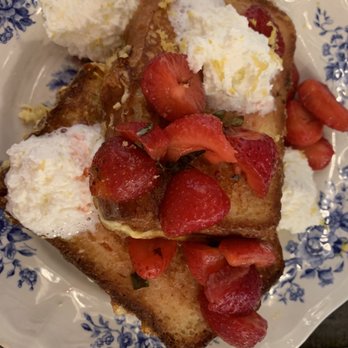 Loupiotte Kitchen - French toast - French Near Me - Los Angeles, California Loupiotte Kitchen - French toast - French Near Me - Los Angeles, California