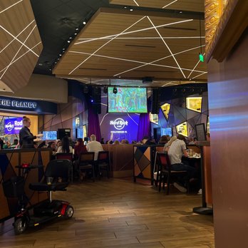 Play Sporting Lounge - Super Bowls Jumbo TV, watching - Sports Bars Near Me - Hollywood, Florida Play Sporting Lounge - Super Bowls Jumbo TV, watching - Sports Bars Near Me - Hollywood, Florida