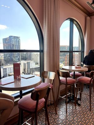 White Limozeen by null White Limozeen by null