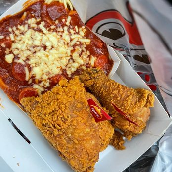 Jollibee - Chicken Shop Near Me - Plano, Texas