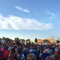 Peoria Riverfront - The crowd!