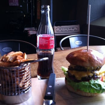 Garage - My fantastic burger! - Burgers Near Me - Höganäs, M Garage - My fantastic burger! - Burgers Near Me - Höganäs, M
