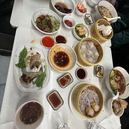 Steamed Pork Soup Dumplings / 小籠湯包