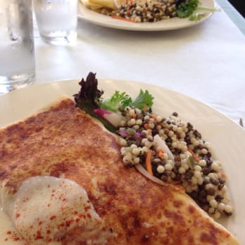 Le Petit Triangle Cafe - French Near Me - Cleveland, Ohio