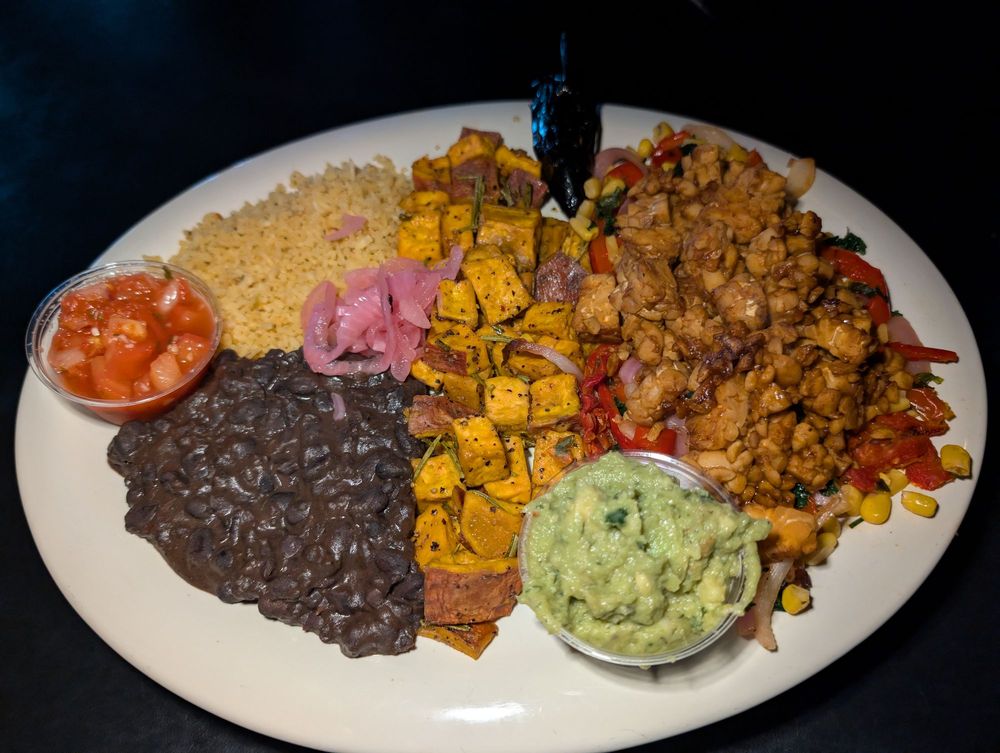 El Rey Burrito Lounge