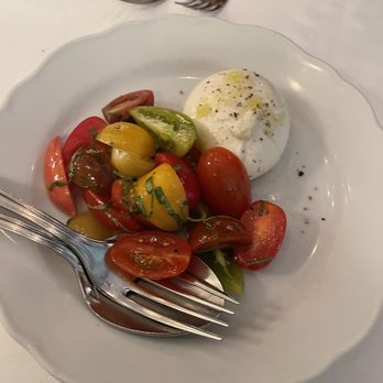 I Sodi - Burrata - Tuscan Near Me - New York, New York I Sodi - Burrata - Tuscan Near Me - New York, New York