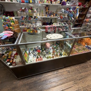 Cannery Row Antique Mall - Lots of vintage and not so vintage toys - Antiques Near Me - Monterey, California Cannery Row Antique Mall - Lots of vintage and not so vintage toys - Antiques Near Me - Monterey, California