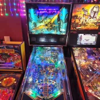 Side Quest Arcade - AVATAR looked cool, but had boring features. - Arcades Near Me - Garland, Texas