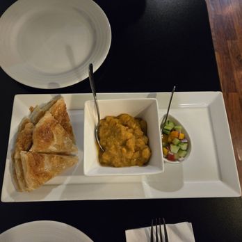 Cashew Thai Cuisine - The Roti Masala appetizer. Delicious! - Thai Near Me - Seattle, Washington