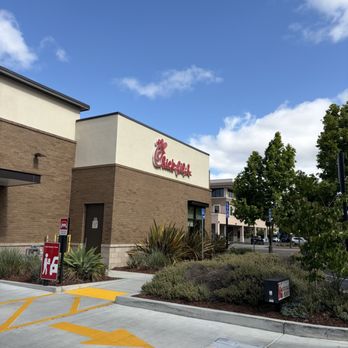 Chick-fil-A - Fast Food Near Me - Sunnyvale, California